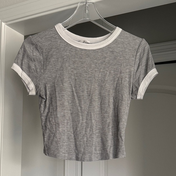 Destined Tops - Casual Crop White Trim Sleeve Gray Ribbed Women's Top